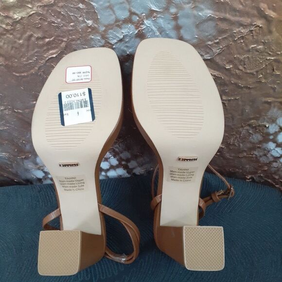 NWT Billini "Tahni" Faux Leather Strappy Platform Heels - Picture 11 of 16
